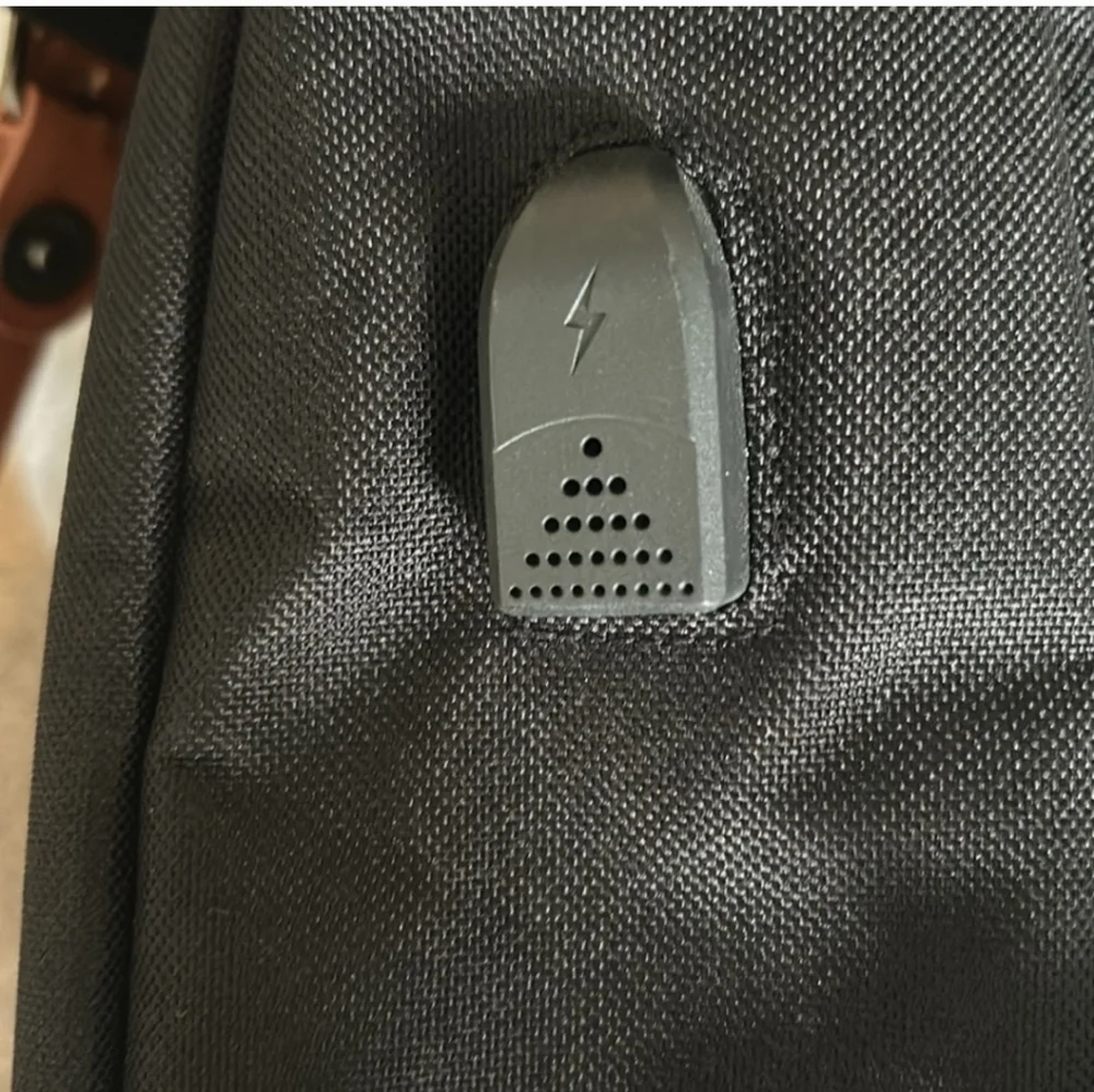 Teimose NWOT Large USB Backpack - Picture 10 of 10